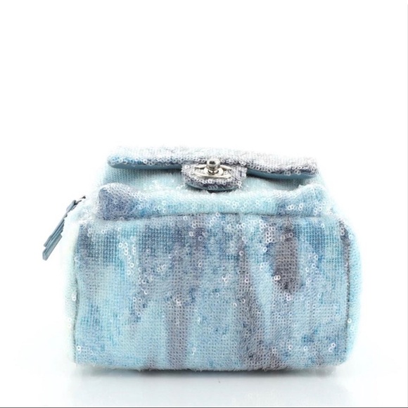 SOLD Chanel waterfall sequin backpack - Picture 4 of 7